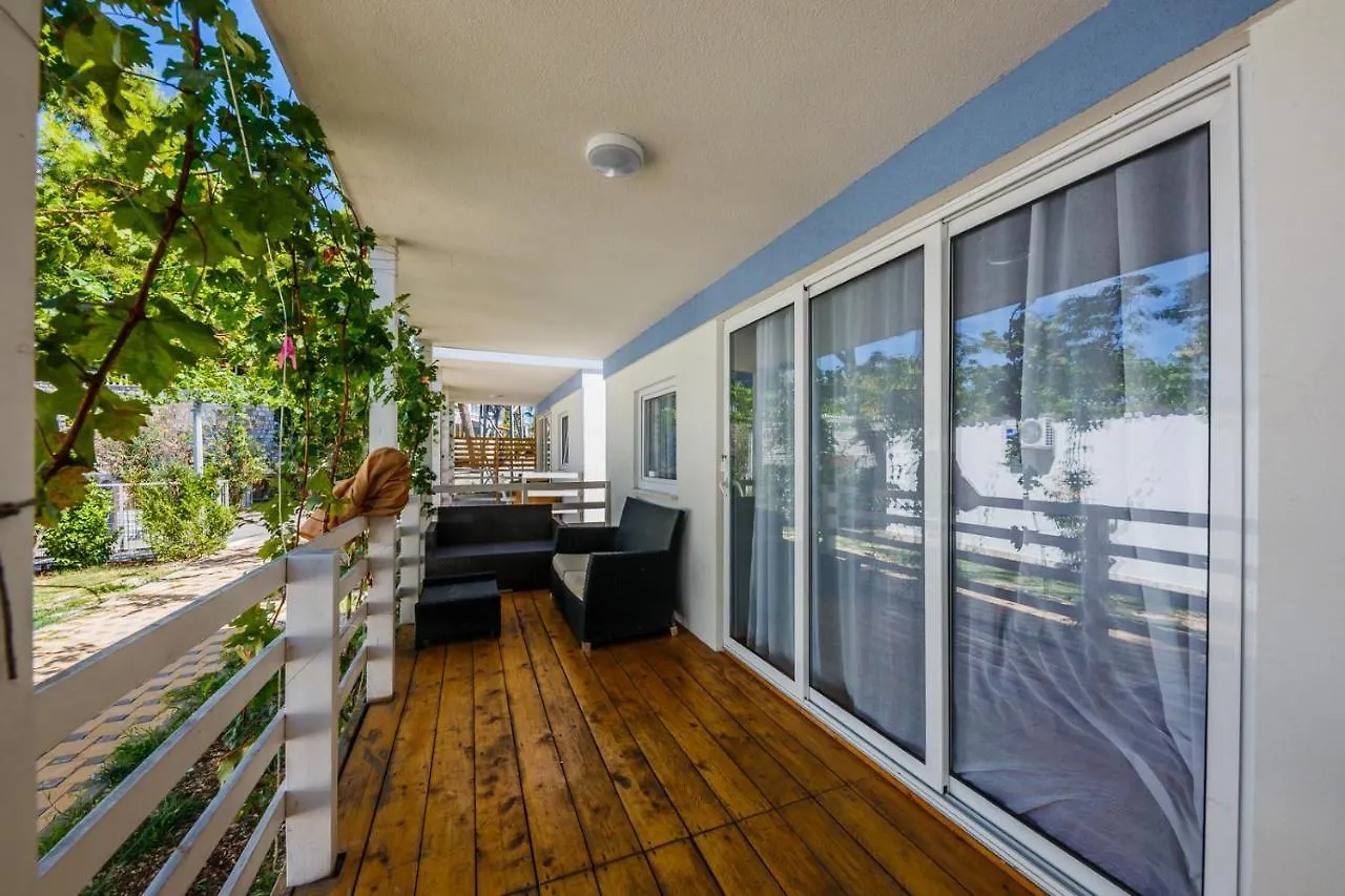 **** منتزه العطل Mobile Homes Sveti Kriz تروغير كرواتيا