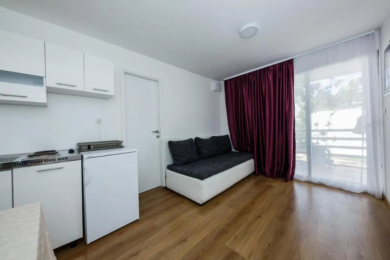منتزه العطل Mobile Homes Sveti Kriz تروغير