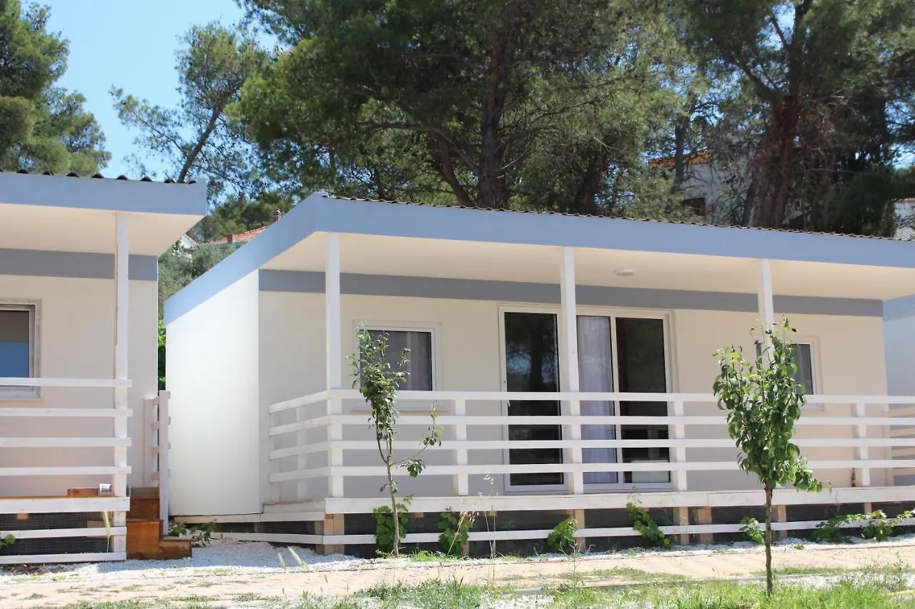 Mobile Homes Sveti Kriz تروغير منتزه العطل